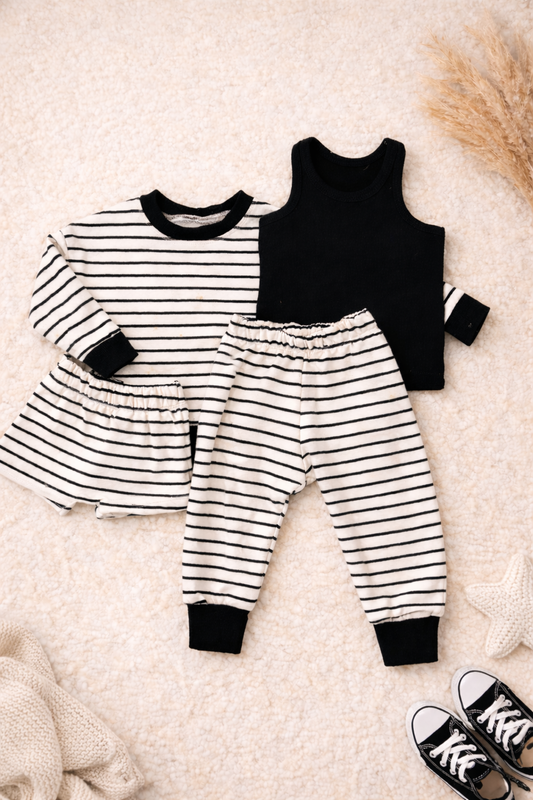 Capsule set of Cream and black thick sweatsuit